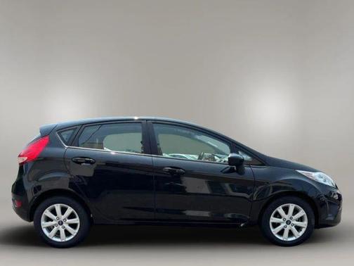 2011 Ford Fiesta SE