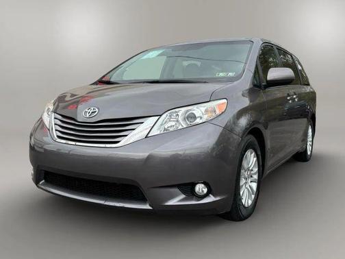2015 Toyota Sienna XLE