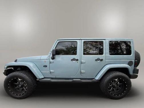 2012 Jeep Wrangler Unlimited Sahara