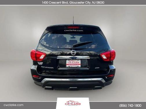 2017 Nissan Pathfinder S