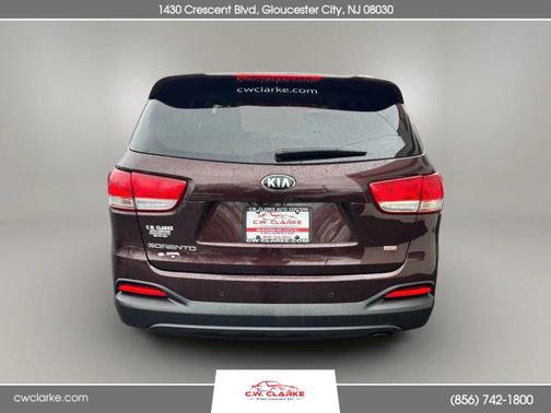 2016 Kia Sorento LX