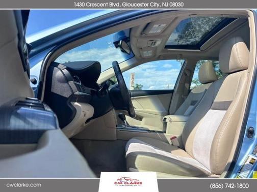 Blue 2012 Toyota Camry Hybrid XLE