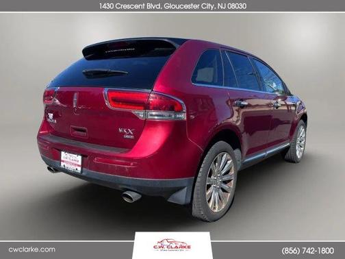 Red 2014 Lincoln MKX Base