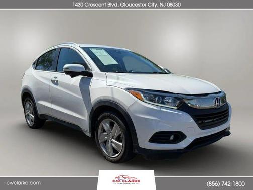 White 2019 Honda HR-V EX