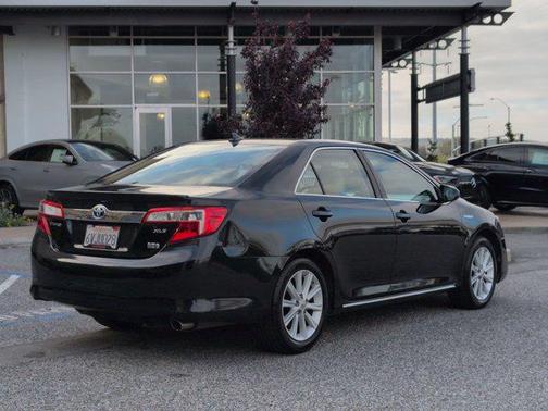 Magnetic Gray Metallic 2012 Toyota Camry Hybrid XLE