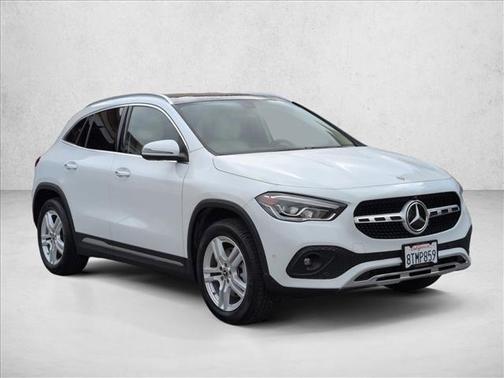 Digital White Metallic 2021 Mercedes-Benz GLA 250 Base 4MATIC