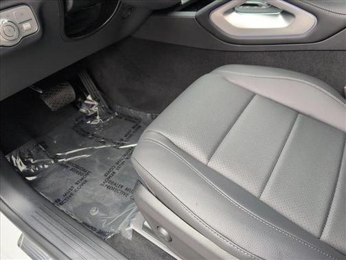 MANUFAKTUR Moonlight White magno 2026 Mercedes-Benz GLE 450 4MATIC