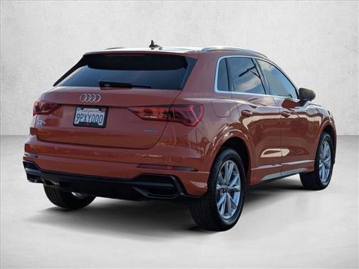 2022 Audi Q3 45 S line Premium