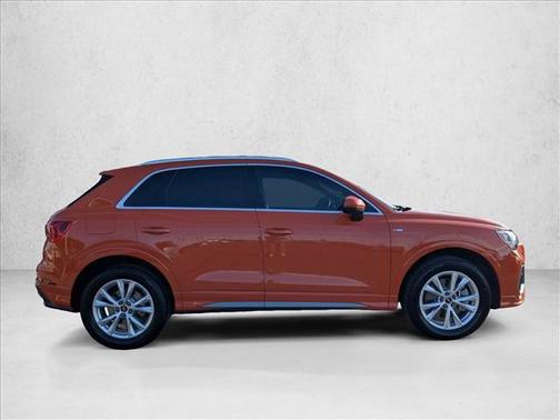 2022 Audi Q3 45 S line Premium