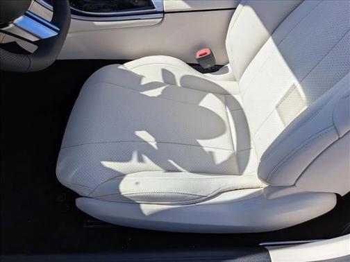 2026 Mercedes-Benz CLE 300 4MATIC Cabriolet