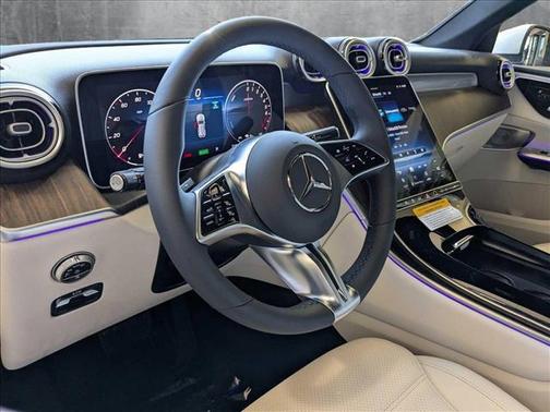 2025 Mercedes-Benz GLC 350e Base