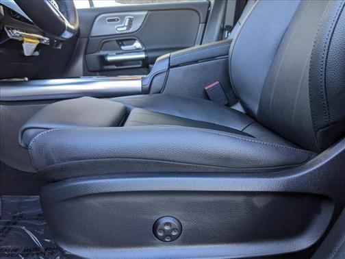 2025 Mercedes-Benz GLA 250 Base