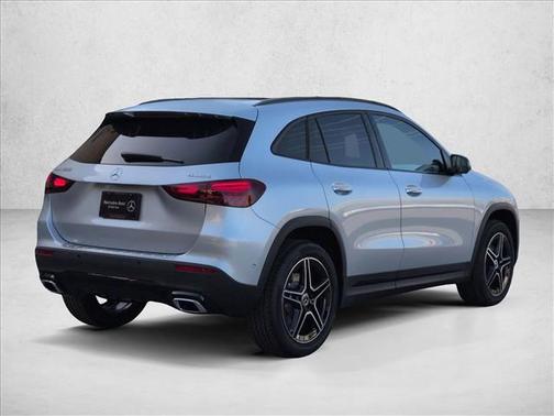 Cirrus Silver Metallic 2026 Mercedes-Benz GLA 250 4MATIC