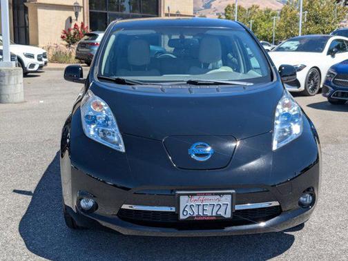 2011 Nissan Leaf SL