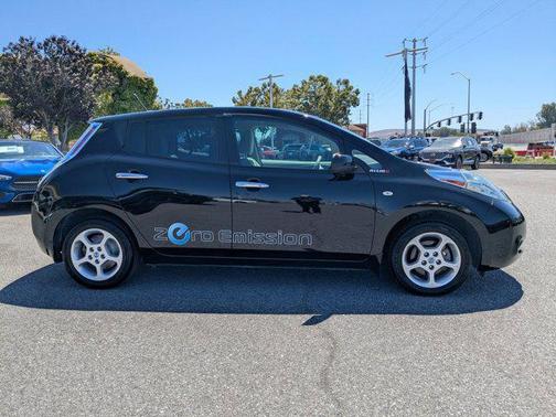 2011 Nissan Leaf SL