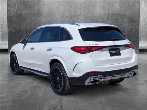 2025 Mercedes-Benz GLC 300 4MATIC