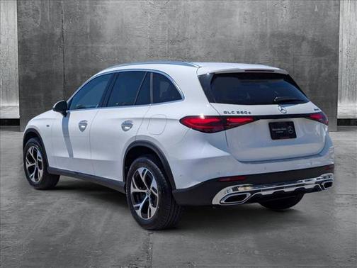 2025 Mercedes-Benz GLC 350e Base