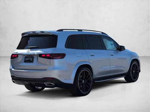 Cirrus Silver Metallic 2026 Mercedes-Benz GLS 580 4MATIC