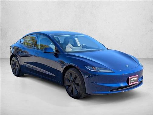 2025 Tesla Model 3 Long Range