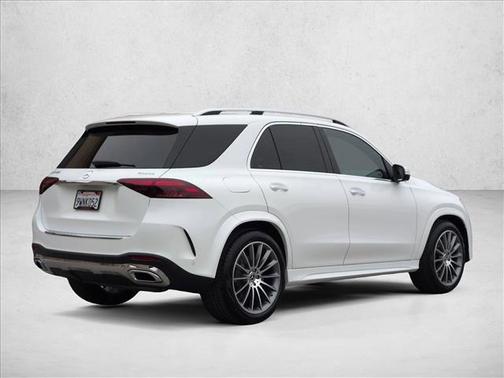 Polar White 2026 Mercedes-Benz GLE 450 4MATIC