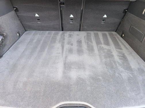 MANUFAKTUR Moonlight White Metallic 2025 Mercedes-Benz GLC 350e Base