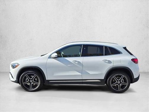 Polar White 2026 Mercedes-Benz GLA 250 4MATIC
