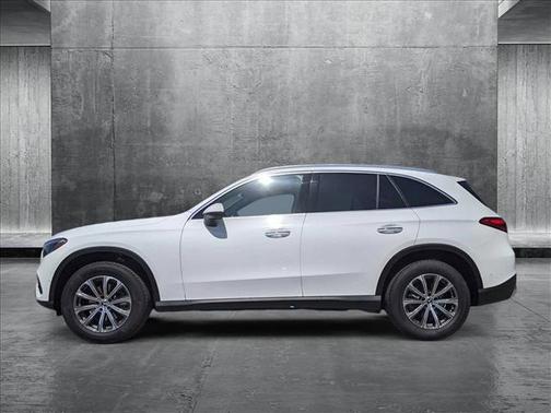2025 Mercedes-Benz GLC 300 4MATIC