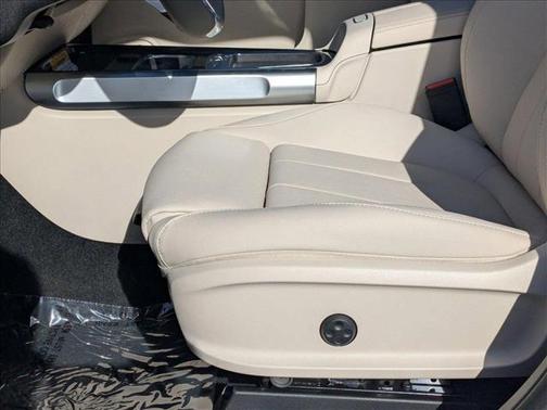 2025 Mercedes-Benz GLB 250 4MATIC