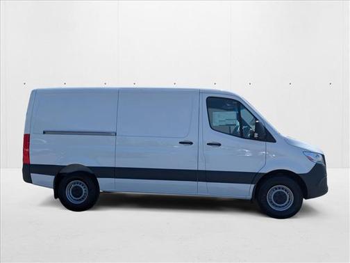 2025 Mercedes-Benz Sprinter 2500 Standard Roof