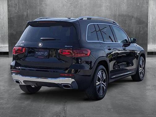 2025 Mercedes-Benz GLB 250 4MATIC