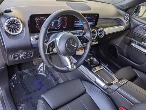 2025 Mercedes-Benz GLB 250 4MATIC