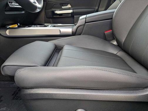 2025 Mercedes-Benz GLB 250 Base