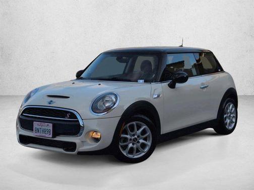 Pepper White 2017 MINI Hardtop Cooper S