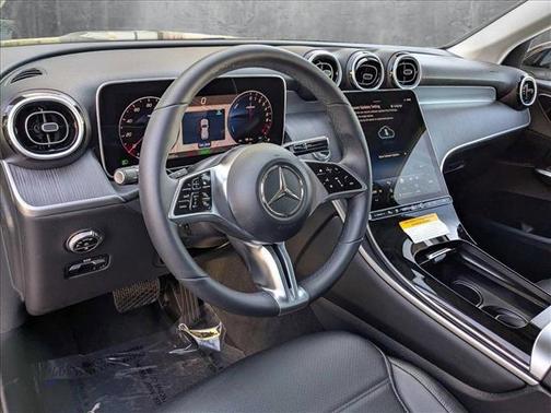 2025 Mercedes-Benz GLC 350e Base