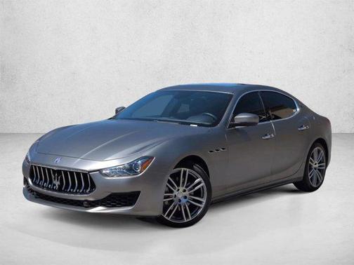 Bianco 2019 Maserati Ghibli 3.0L