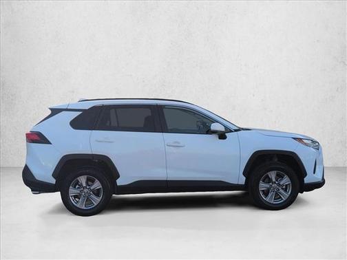 Ice Cap 2025 Toyota RAV4 XLE