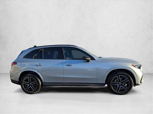 2025 Mercedes-Benz GLC 300 4MATIC