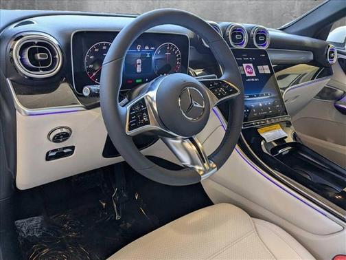 2025 Mercedes-Benz GLC 350e Base