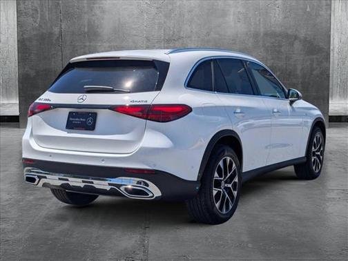2025 Mercedes-Benz GLC 350e Base