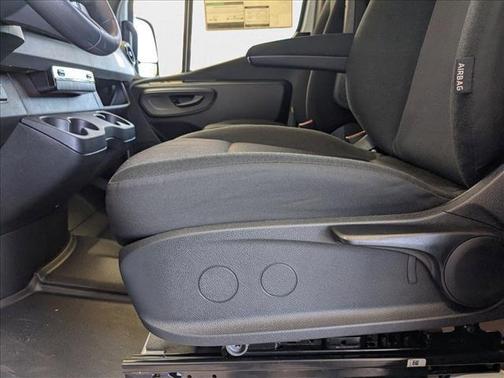 2025 Mercedes-Benz Sprinter 2500 Standard Roof