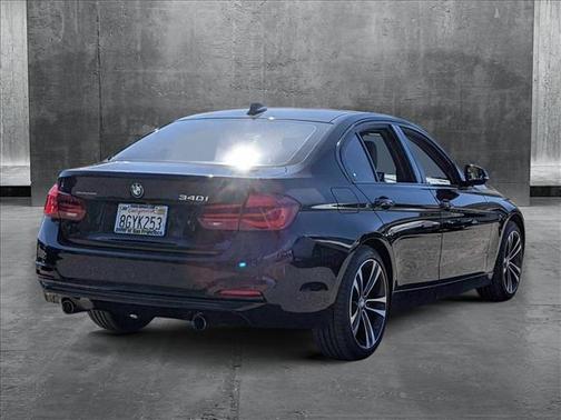 2018 BMW 340 340i