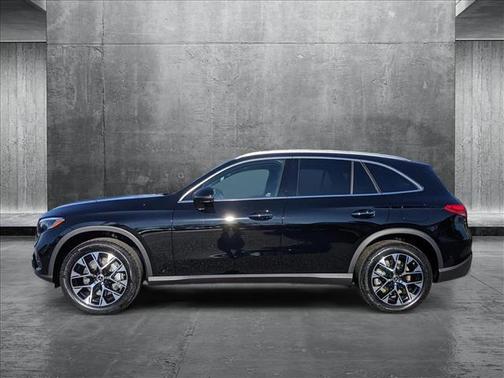 2025 Mercedes-Benz GLC 350e Base