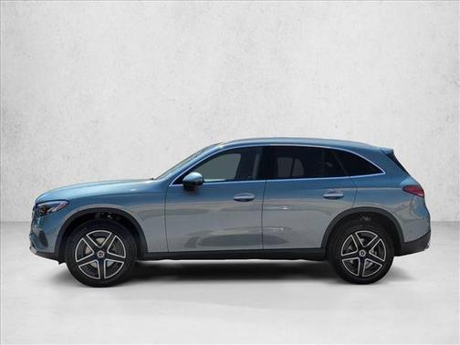 Verde Silver Metallic 2026 Mercedes-Benz GLC 300 4MATIC