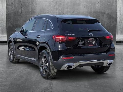 2025 Mercedes-Benz GLA 250 4MATIC