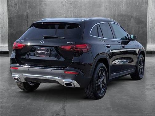 2025 Mercedes-Benz GLA 250 4MATIC