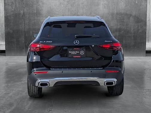 2025 Mercedes-Benz GLA 250 4MATIC