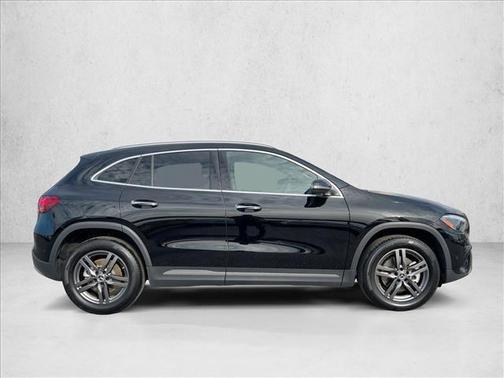 2025 Mercedes-Benz GLA 250 4MATIC