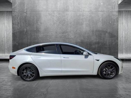 2020 Tesla Model 3 Standard Range