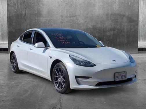 2020 Tesla Model 3 Standard Range