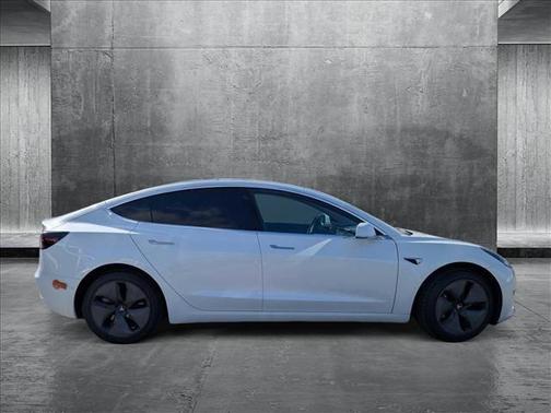 2020 Tesla Model 3 Standard Range
